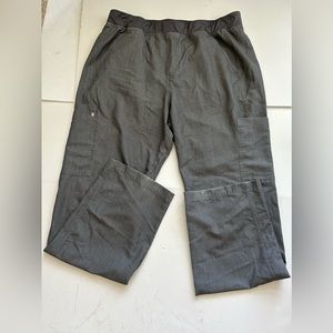 Preowned Figs Technical Collection scrub pants XXL
Drawstrings